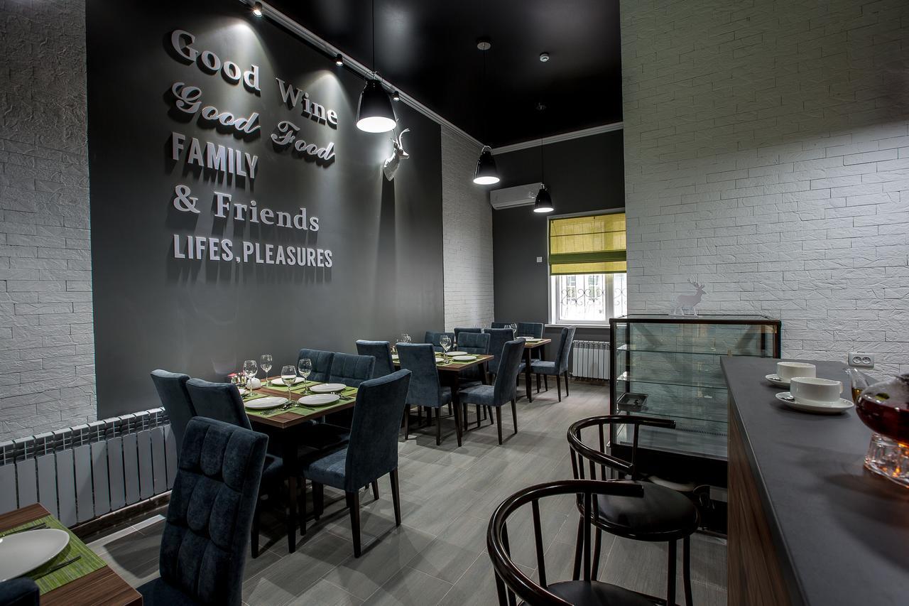 Maxx Inn 阿斯坦纳 外观 照片